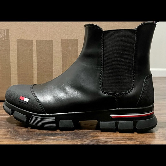 Tommy Hilfiger Boots - Picture 1 of 5